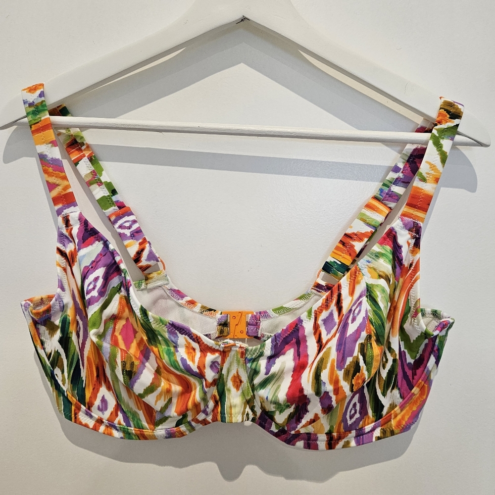 Freya Tuscan Beach Plunge Bikini Top BNWOT